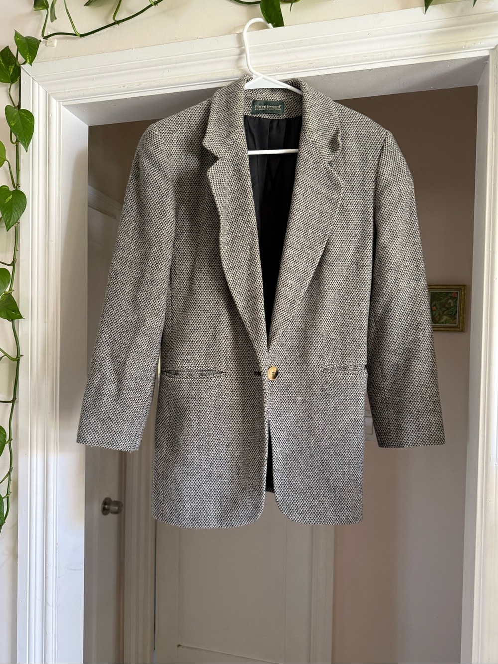 Vintage Harvé Benard herringbone gray wool blazer size S/M